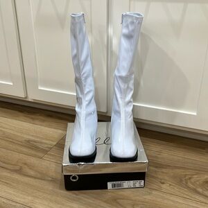 White Ellie Gogo Boots